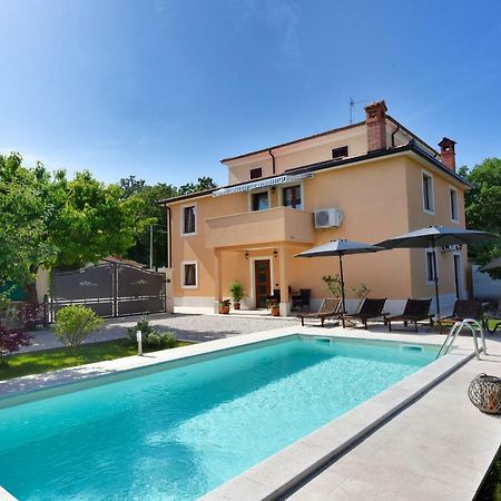 Villa Aromatica Vižinada Екстериор снимка