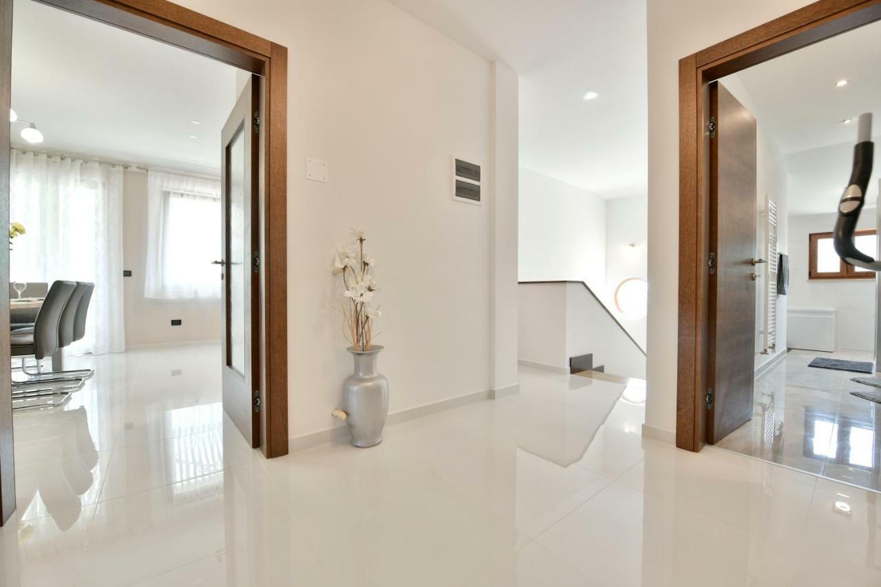 Villa Aromatica Vižinada Екстериор снимка