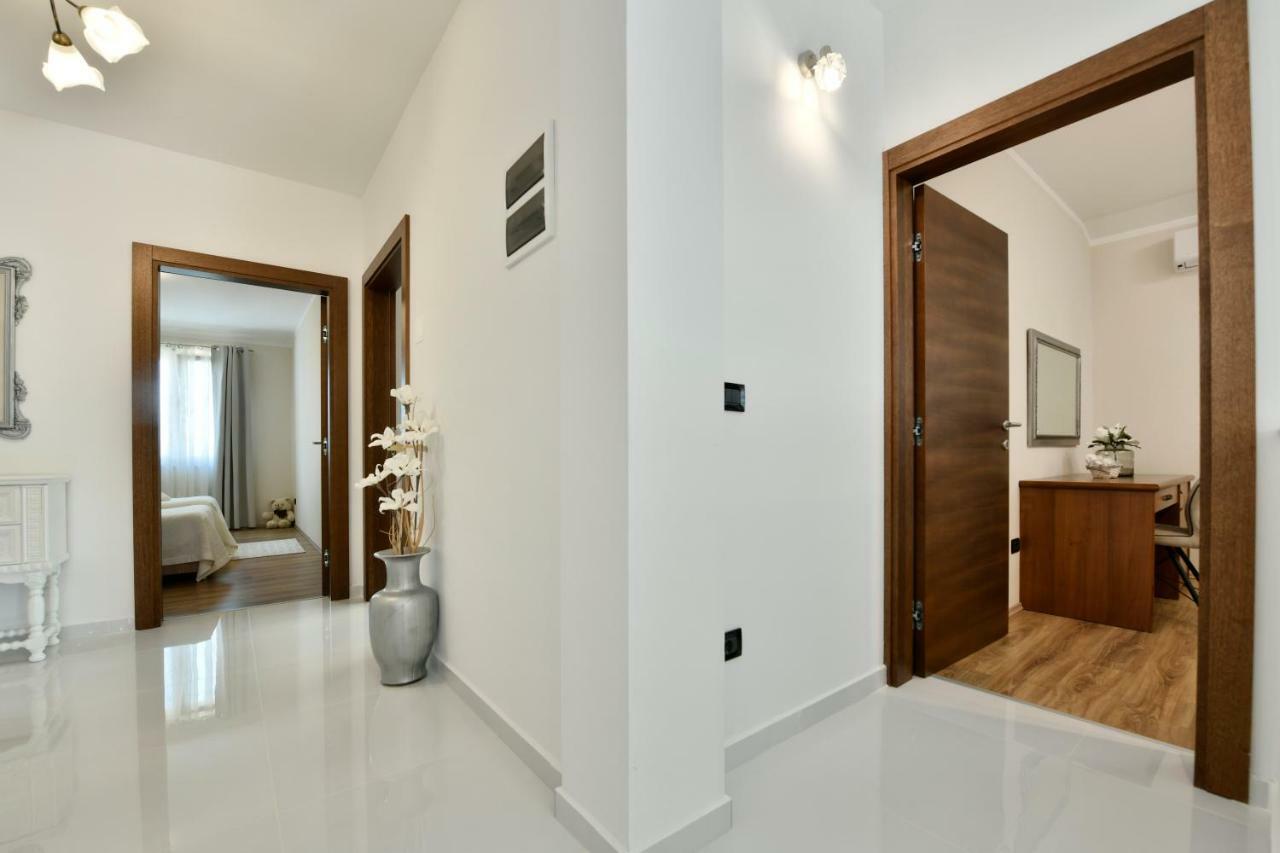Villa Aromatica Vižinada Екстериор снимка