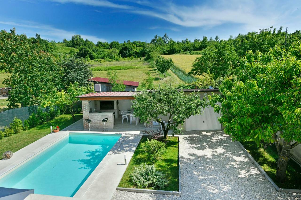 Villa Aromatica Vižinada Екстериор снимка